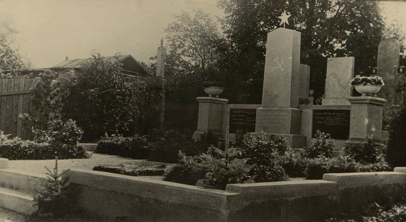 Image: Military cemetery (district 18)