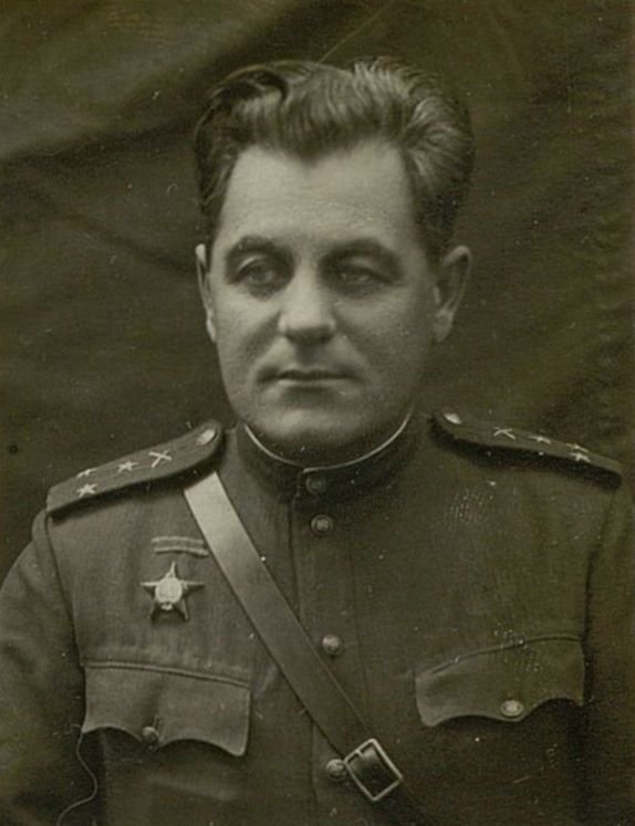 Image: Colonel Rudenko Anatoly Nikitich. Commander of the 76th Cannon Artillery Brigade of the High Command Reserve