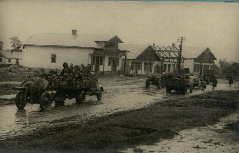 Фотография: Войска устремились в Висле