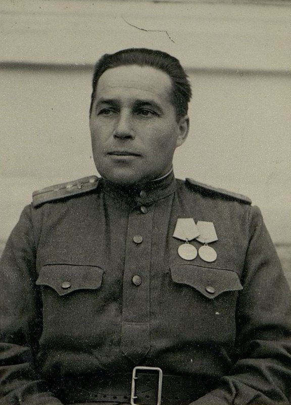 Фотография: Командир 3-й роты капитан Харитоненко Я.С.