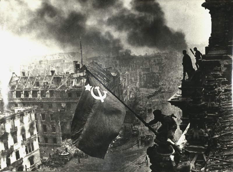 Banner of Victory over the Reichstag Building