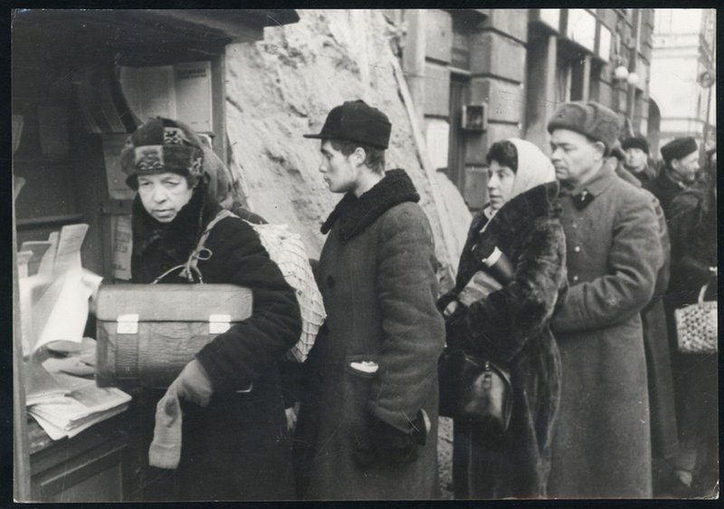 Beseiged city. Getting the latest issue of the newspaper