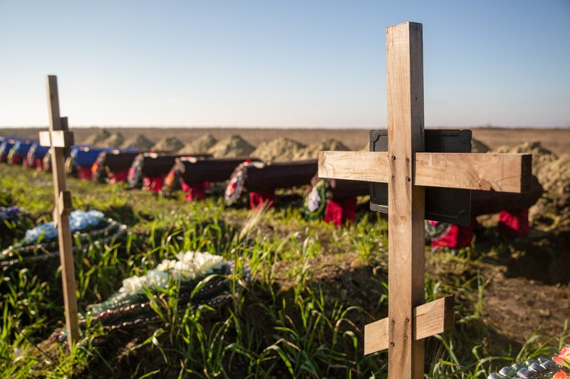 Reburial of remains of 15 civilians in Lugansk (Russia, LNR)