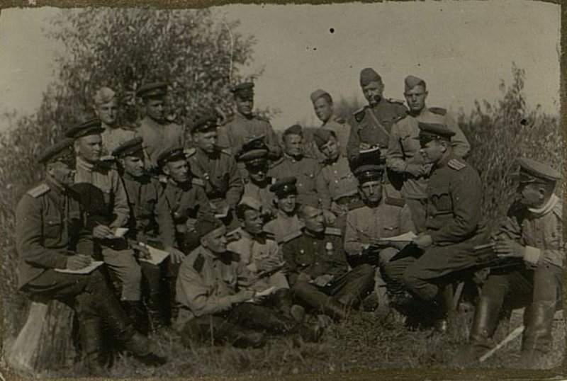 Image: Meeting of the party political apparatus of the units of the 8th training company (UR). The head of the political department, Lieutenant  Colonel Comrade Androschuk sums up the results of the Party's political work to ensure the commandant's combat order.