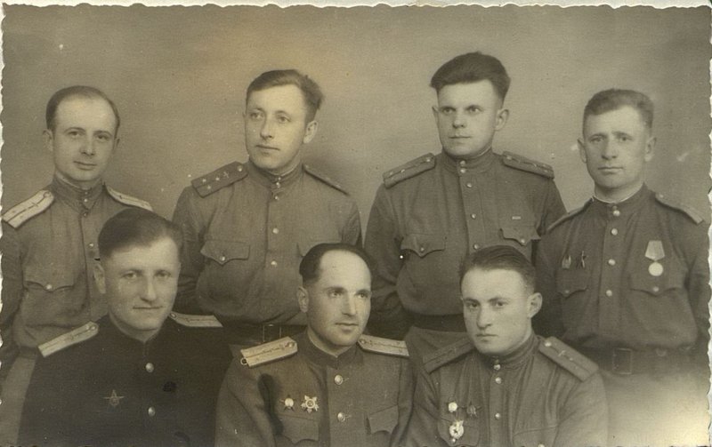 Фотография: Офицерский состав ПАРБ (передвижная авторемонтная база) -18