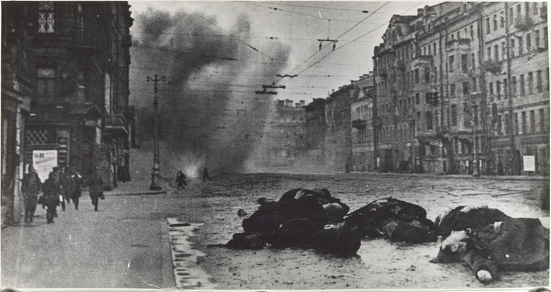 Nevsky Prospekt under shelling