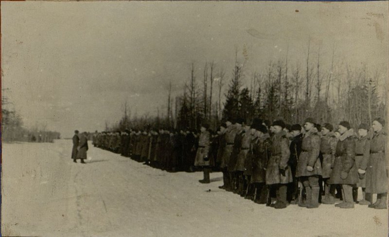 Фотография: Построение батальона в день празднования