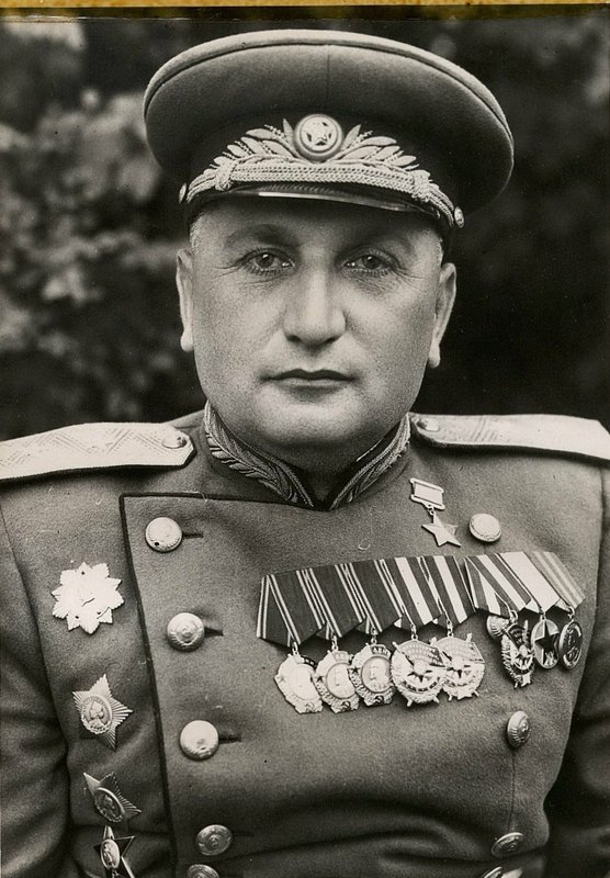 Фотография: Начальник штаба 13 армии генерал-лейтенант Петрушевский