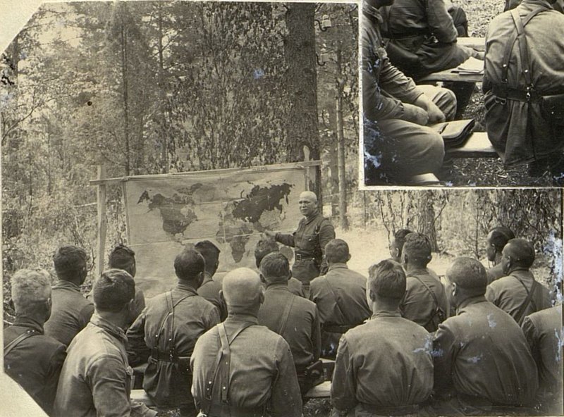Image: Political training classes