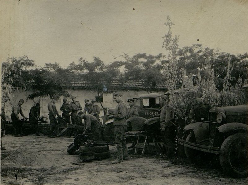 Фотография: Ремонтная площадка 1-й роты
