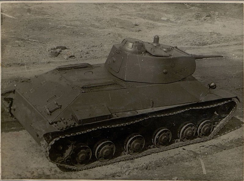 Фотография: Лёгкий танк Т-50