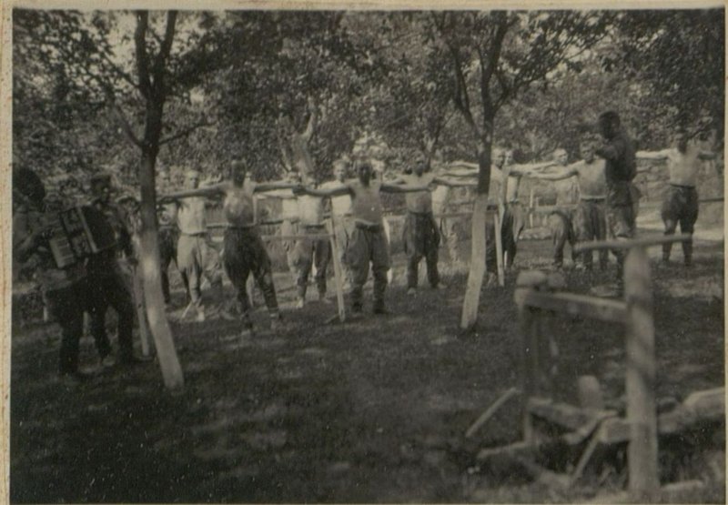 Фотография: Урок лечебной гимнастики