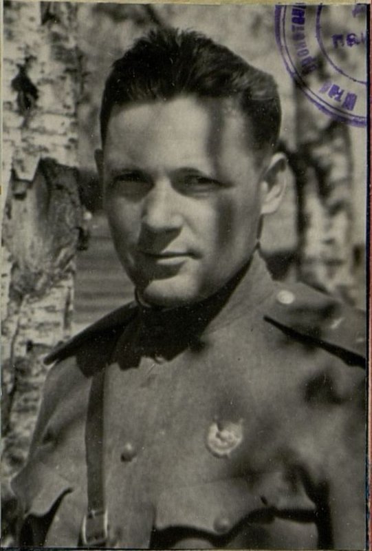 Image: Tank platoon commander Senior Lieutenant Litvinov