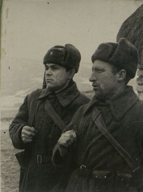 Image: Brave scouts Bardeen and Kasulin