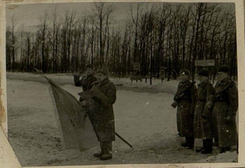 Фотография: Фотоальбом "Коммунисты армии в боях с японскими захватчиками"