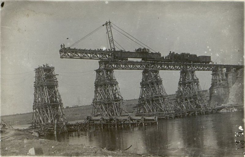 Image: Bridge over the Volga river near the city of Rzhev