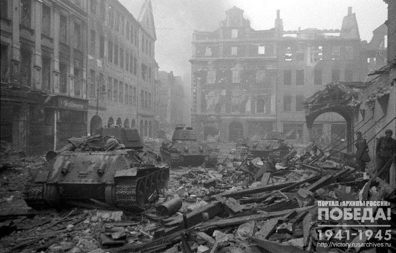Tanks of the guard of Major Ivanov I.S. (1st Belorussian Front) fighting street –to-street in city Poznan