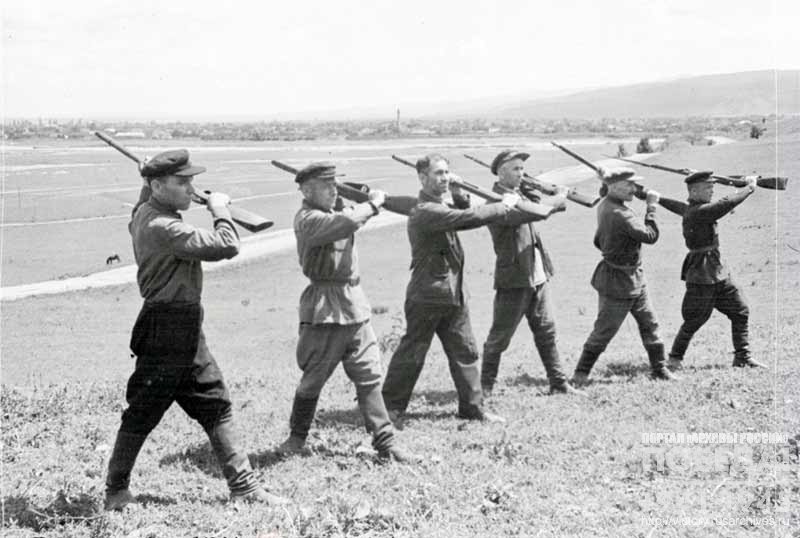Tactical training of Vsevobuch's unit in the collective farm of the village of Zmeysk in the Kirovskiy District of the North Ossetian ASSR