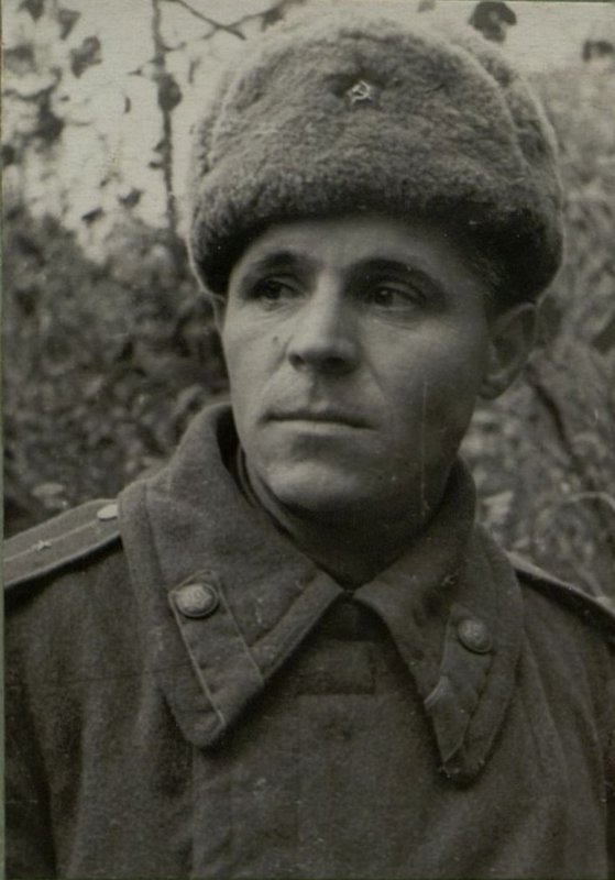 Фотография: Отважный офицер капитан Огородник