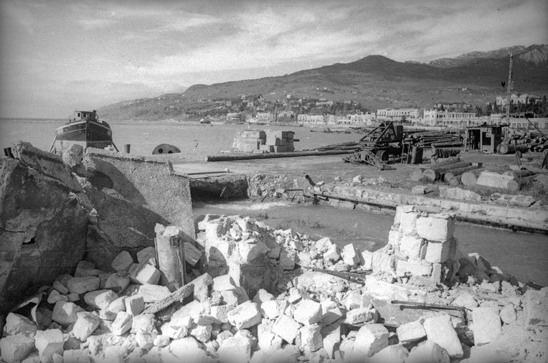 City in ruins. Crimean A.S.S.R.