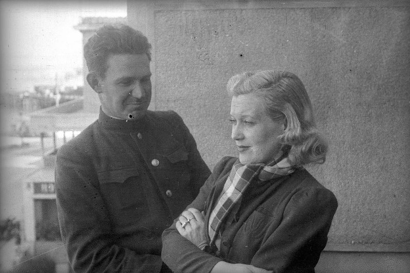Evgeny Khaldey and actress Lubov Orlova. Baku