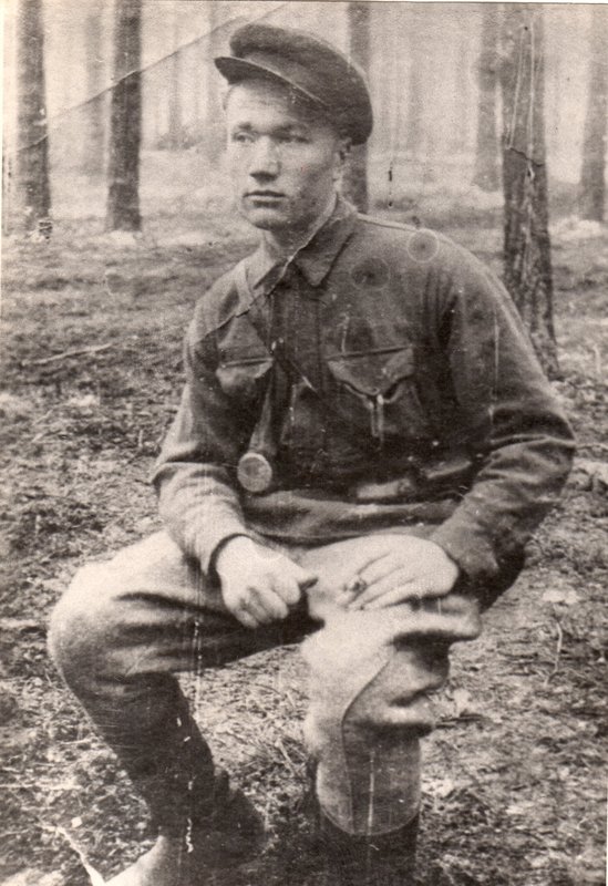 Разведчик Костя отряда имени Н.Т.Шиша бригады имени В.М.Молотова Пинского партизанского соединения. Белоруссия, 1943–1944 гг.