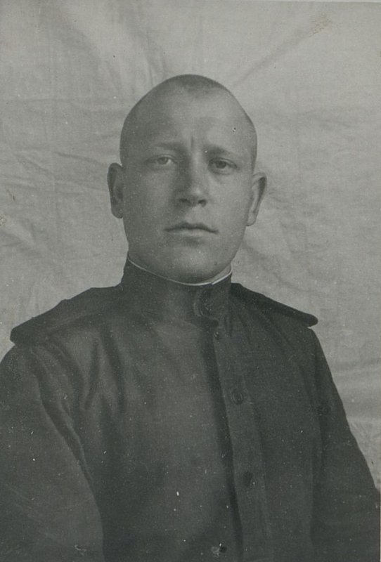 Фотография: Ефрейтор Енин шофер