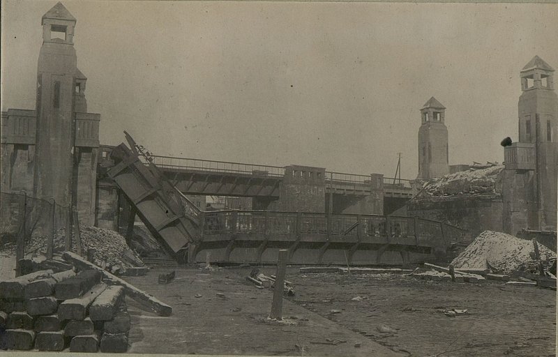 Фотография: Общий вид разрушения путепровода № 6