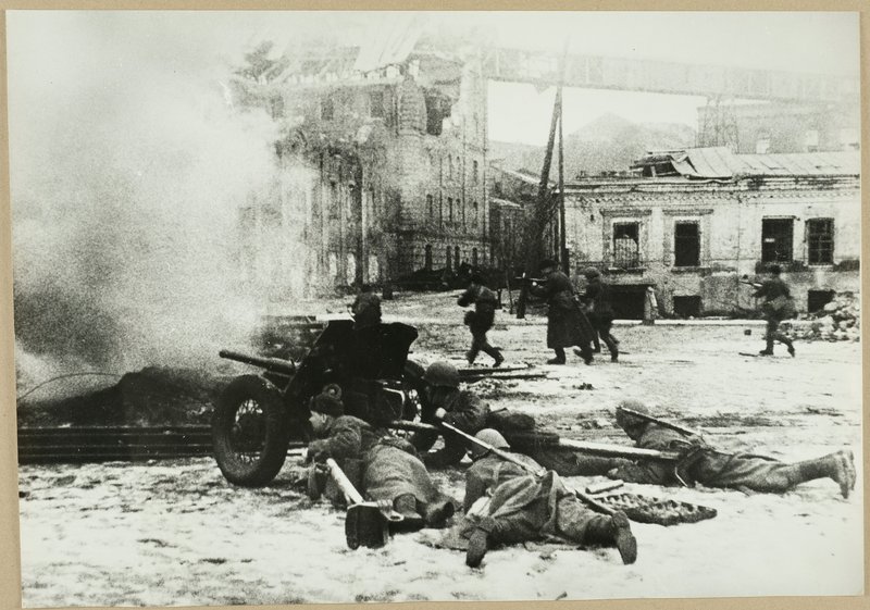 Southern Front. Battle in the area of the railway station.