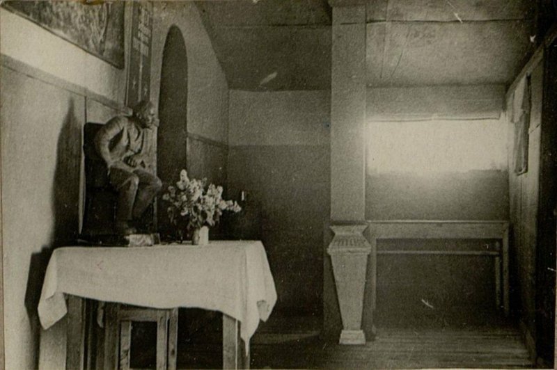 Фотография: Ленкомната и общежитие офицерского состава