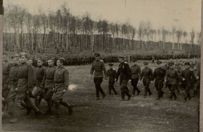 Image: Speech At a meeting of the Divisional Commander Major General Vorozheikin