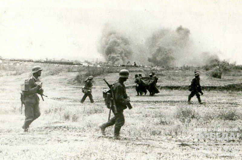 Group of German marines during the attack