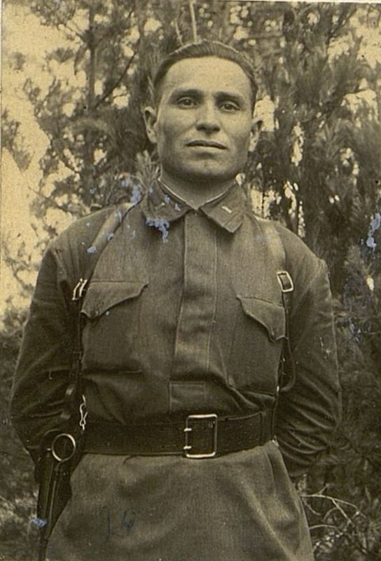 Image: Chief of the combat unit of the brigade headquarters Major Hrachuk