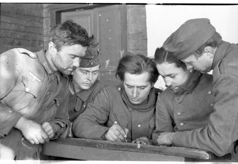 «Калининский фронт. Группа немецких военнопленных.»