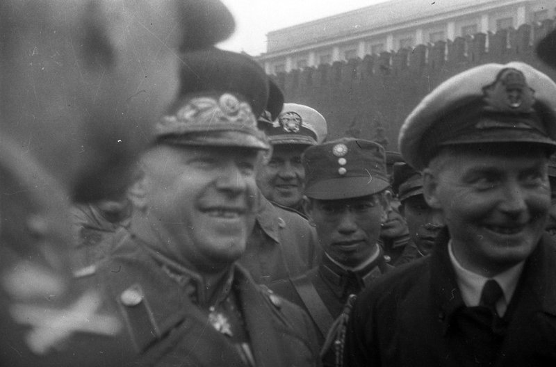 «Парад победы на Красной площади.»