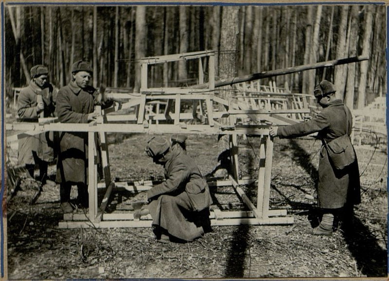 Фотография: Сборка каркаса танка