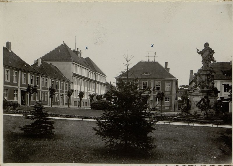 Фотография: г. Ратенов. Городское Управление