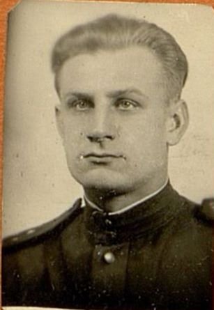 Фотография: Инженер отделения службы Загражд. инженер-капитан Игнатчик Н.М.