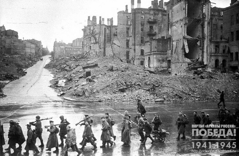View of Khreshchatik  street in Kiev after  the Nazis left the city
