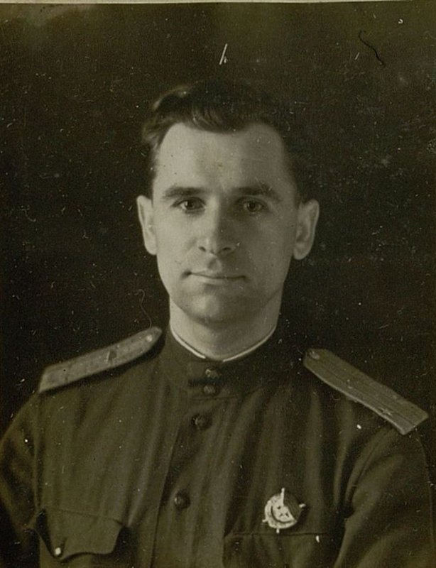 Фотография: Подполковник Романенко Федор Тихонович. Начальник организационно-учетного отдела Автоуправления Северо-Западного фронта