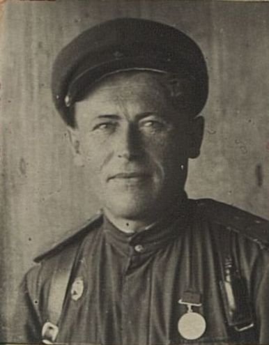 Image: Deputy commander of the 3rd company, senior lieutenant Kuzmenko