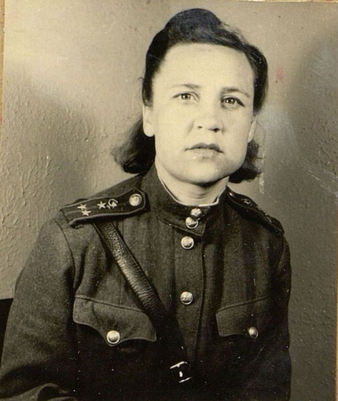 Фотография: Начальник Санслужбы полка Краснова Мария Романовна