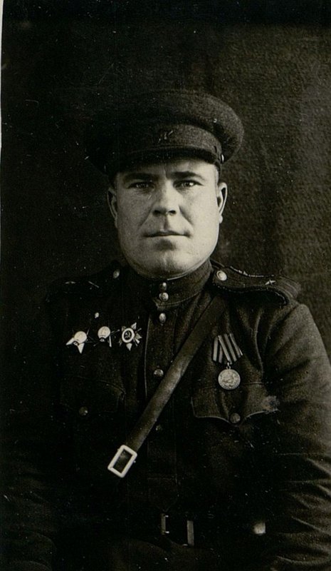 Фотография: Майор Иван Пантелеевич Колочков, коммунист, ветеран дивизии