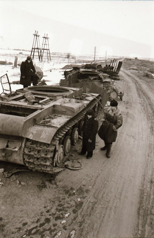 Defense line near Leningrad. Abandoned German hardware on the highway near Ligov