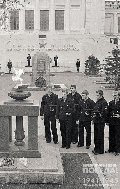 Memorial site dedicated to the landing party of sailors on the place of their landing operation