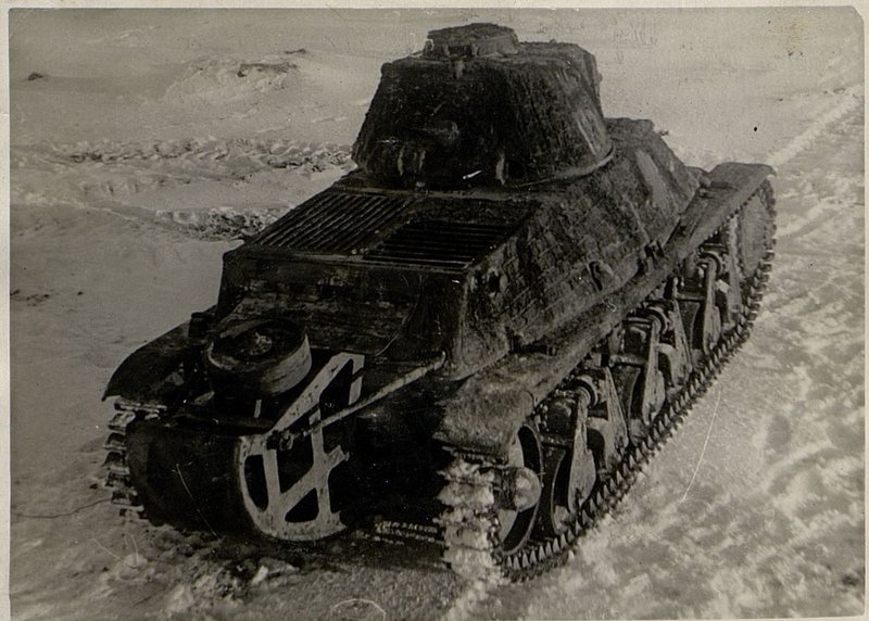 Image: Medium tank "COMYA-35S" (French)