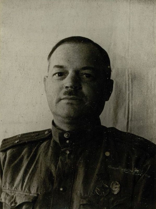 Фотография: Подполковник интендантской службы Артемов Иван Петрович. Начальник транспортно-складского отдела УПС Северо-Западного фронта