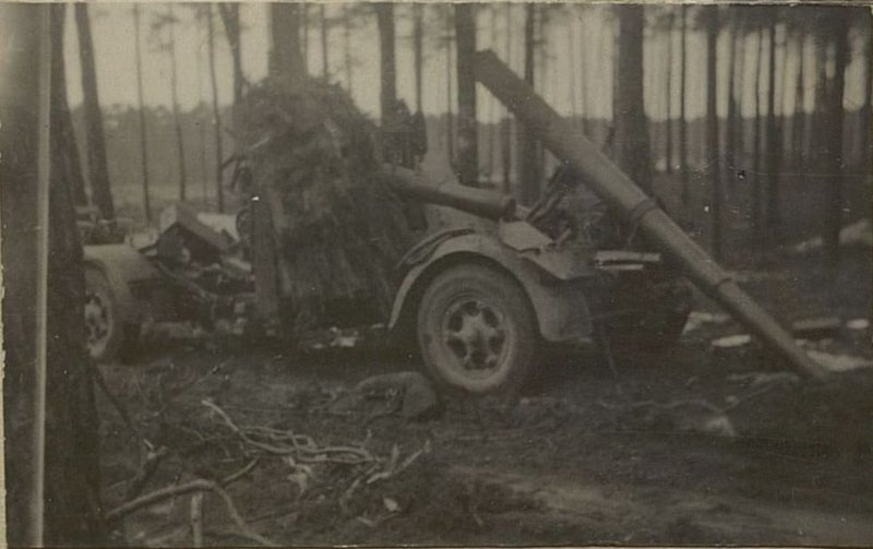 Image: 150 m / m gun destroyed on 27.4.45 in the Teirov region