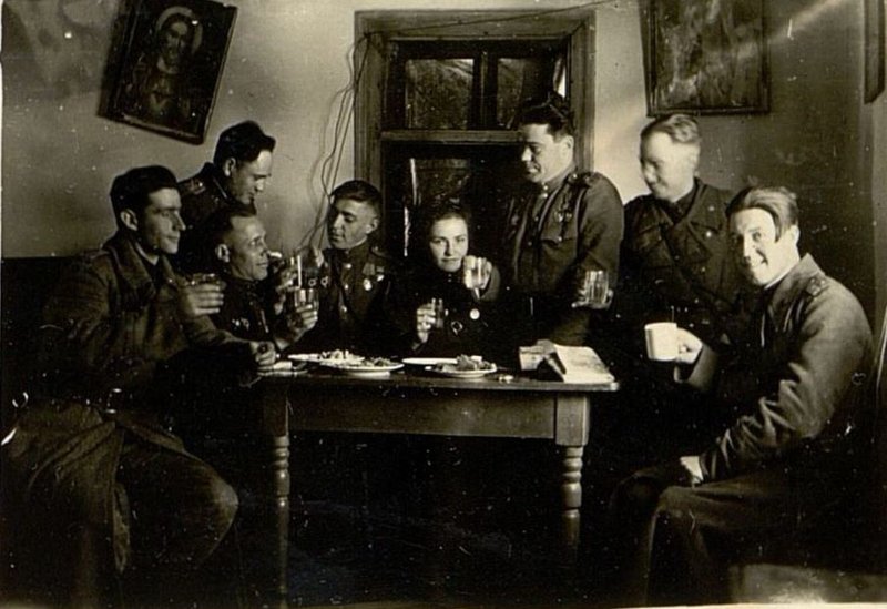 Image: Toast in honor of the 26th anniversary of the Red Army