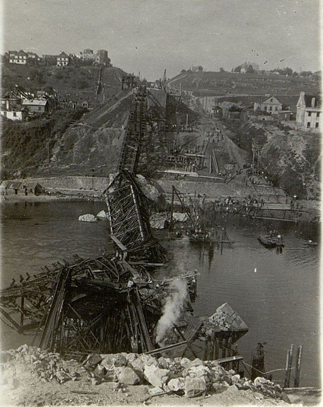 Image: Bridge over the river Neman near the city of Grodno
